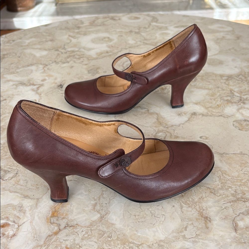Sofft Leslie Mary Jane Leather Pumps Heels - Picture 4 of 8